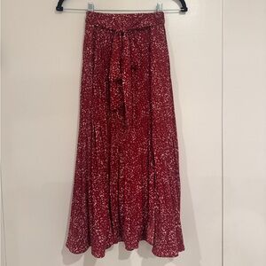 Skies Are Blue Pleated Midi Skirt – Burgundy Print (Size S)